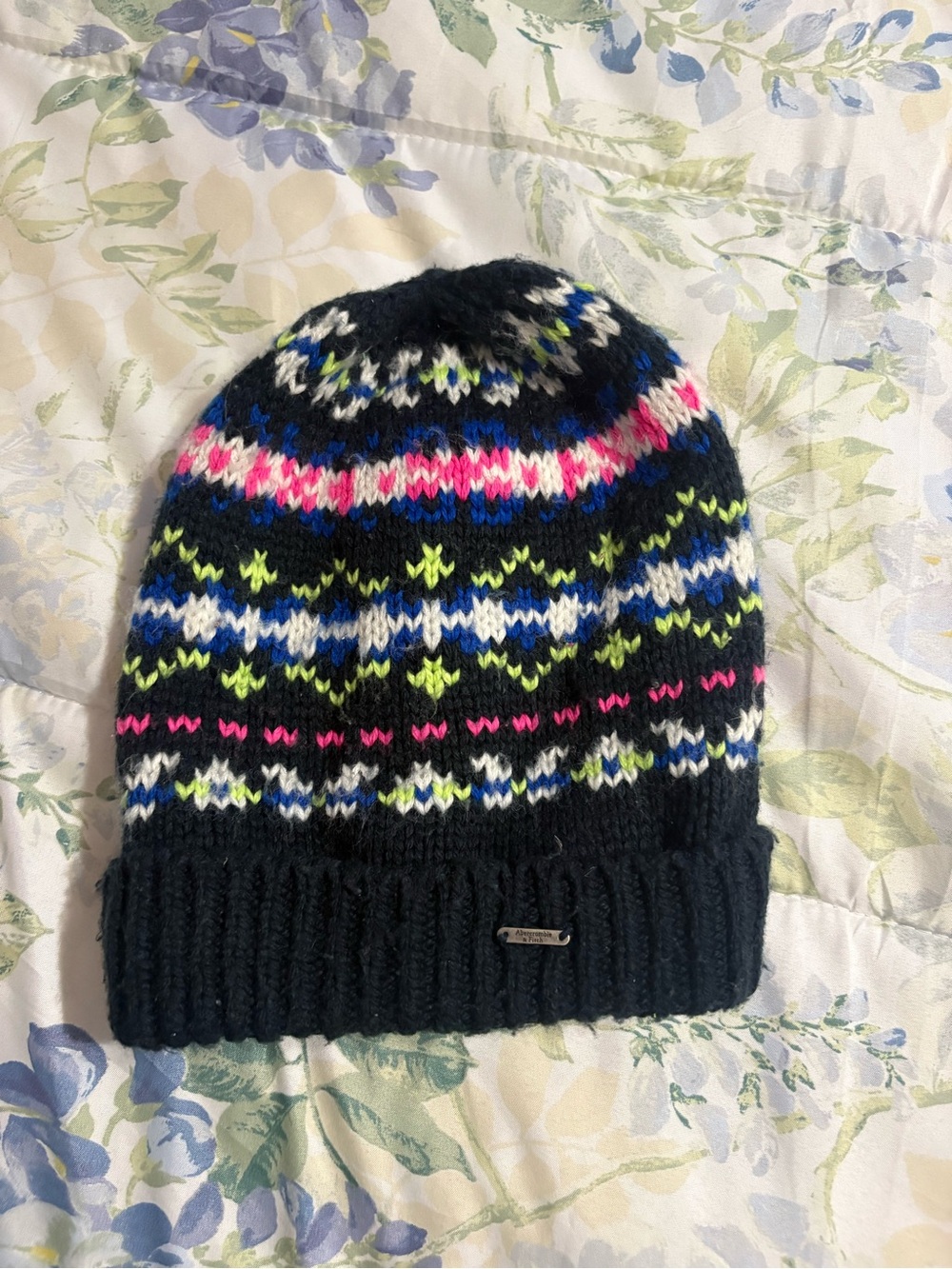 Abercrombie and Fitch Knit Winter Beanie with Multicolor Pattern